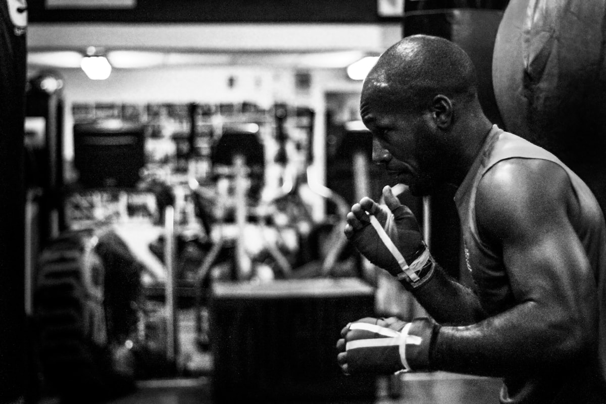Comprehensive nutrition planning for male athletes achieving peak performance